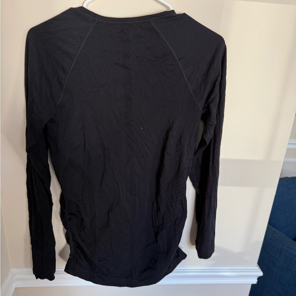 Women’s Black ATHLETA Sz M Momentum Seamless Top Thumbholes Workout Activewear - Picture 6 of 6